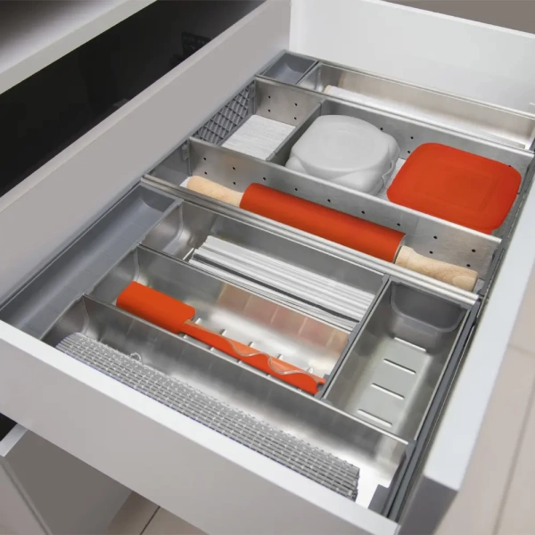 Вкладыш ПОДДОН-делитель для столовых приборов 290х422 серый 